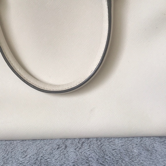 Cream/off-white Michael Kors purse - Picture 2 of 4
